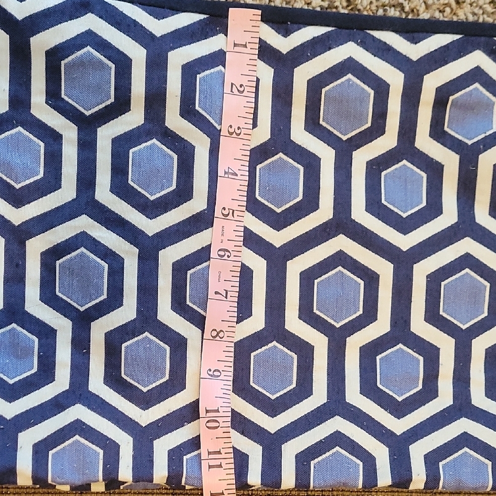 Pillows case Blue and White Patterned - Picture 3 of 6